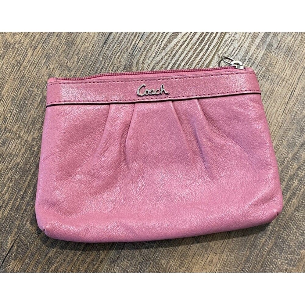 Coach Zip Wristlet Wallet Womens Pink Leather with Hang Tag 6.5 X 4"